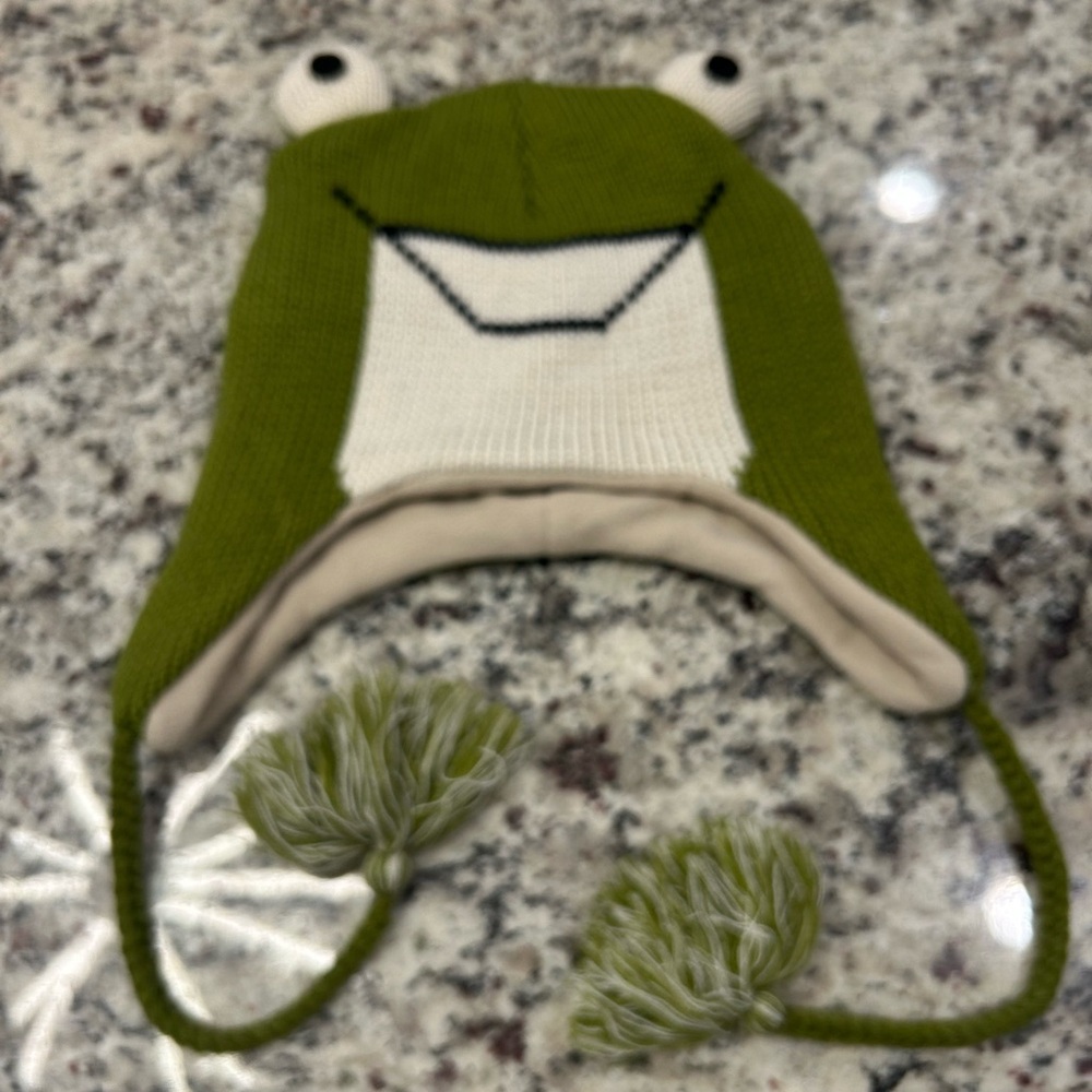 Kids'‎ Frog Knit Hat with Ear Flaps